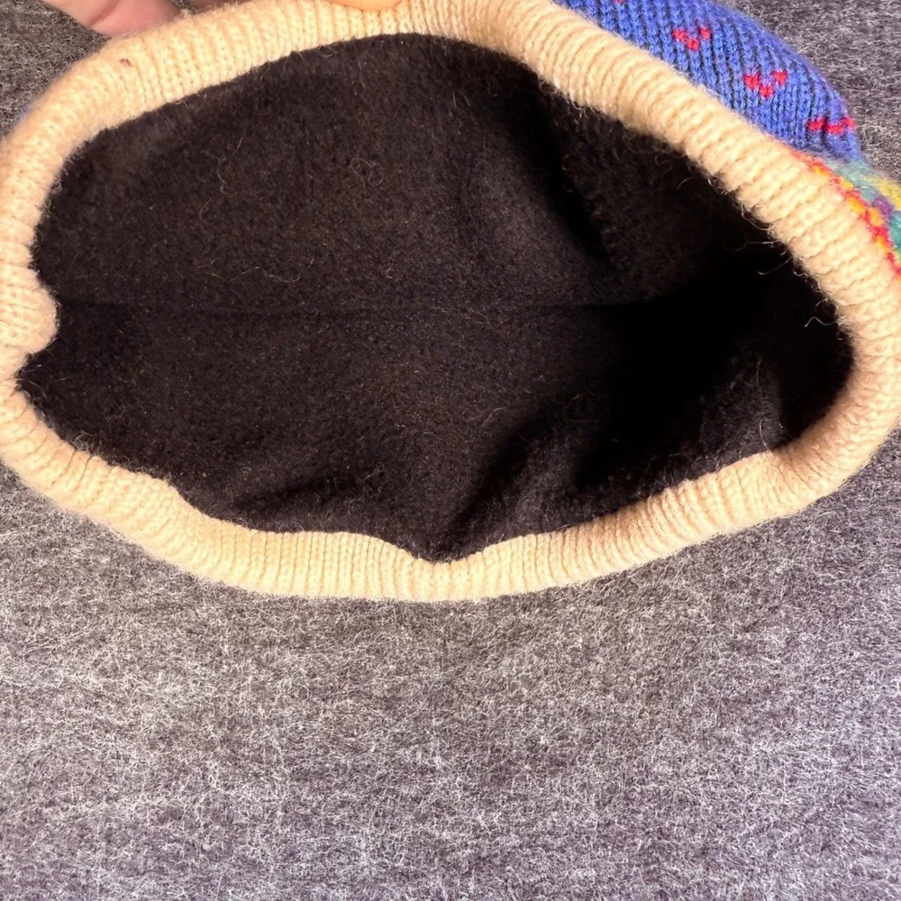 Vintage Jytte Kids Beanie Hat‎ Purple Wool Blend Ski Winter Trucks Dogs
